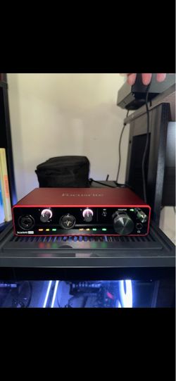 Focusrite Scarlett 4i4 Audio Interface $150/OBO