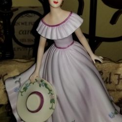 HOME  INTERIOR  PORSELANA  EN  EXCELENTES  CONDICIONES  PREGUNTE  POR  PRECIO  GRACIAS 