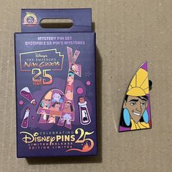 Disney Emperor's New Groove Limited Release Puzzle Mystery Pin Set Kuzco Pin
