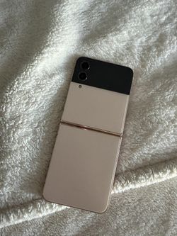 Samsung galaxy Flip 4