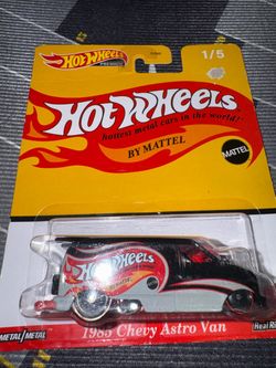 1/64 SCALE HOT WHEELS PREMIUM POP CULTURE 1985 CHEVY ASTRO VAN