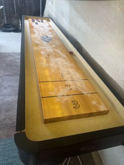Shuffleboard Table