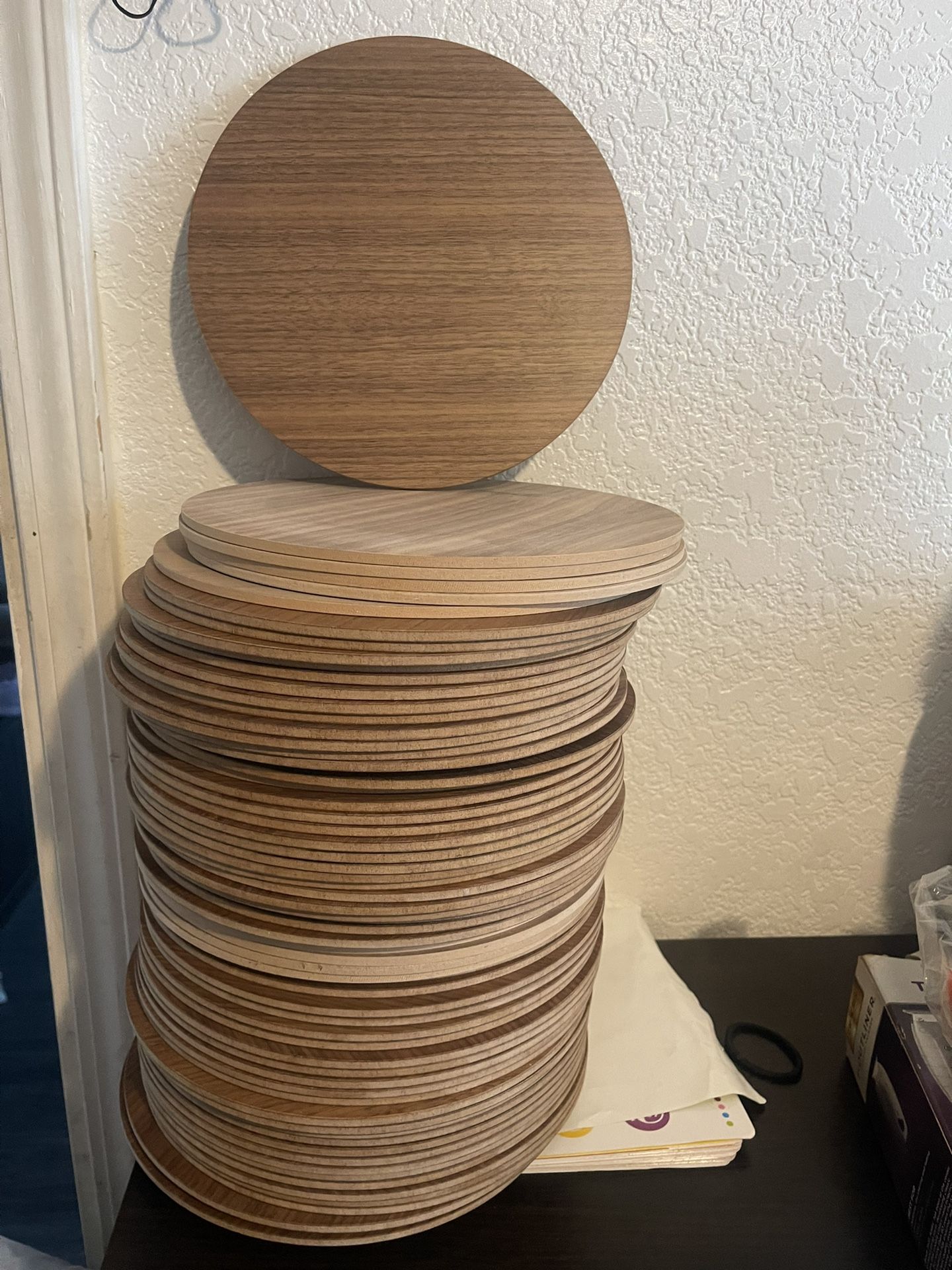 Plate Chargers