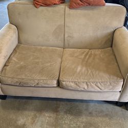 Loveseat/Small Couch