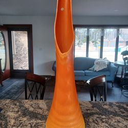 34.5" Bittersweet LE Smith Nubby Butt Swung Vase