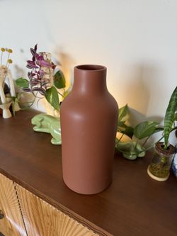 15” Ceramic West elm Vase (Brand New)