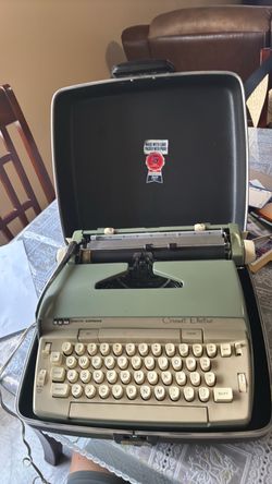 Smith corona typewriter