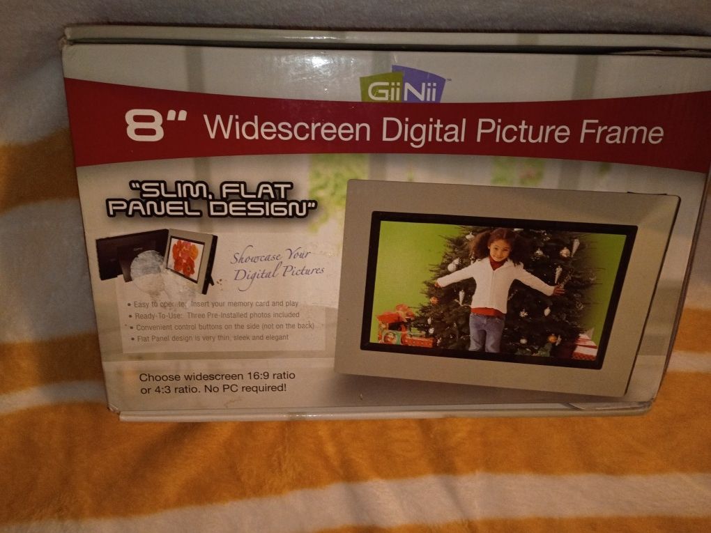 New Digital Picture Frame 
