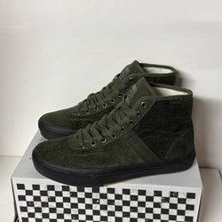 $50 Men’s Vans Brand New Size 6.5 & 7 (Women’s 8 & 8.5)