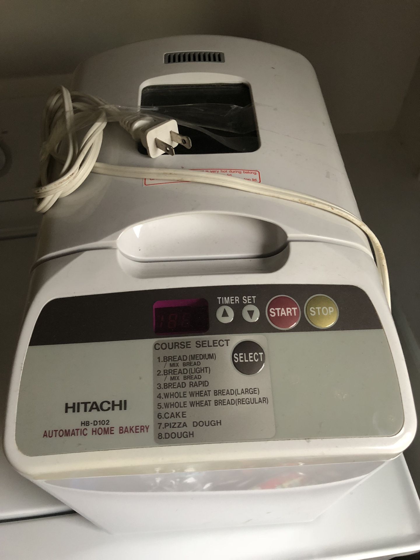 Hitachi HB-D102 Automatic Home Bakery Bread Maker Machine