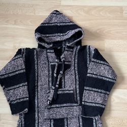 Girls Poncho Pink / Black Size 4/5
