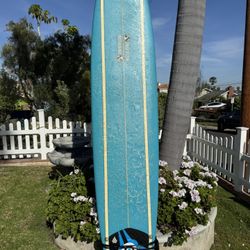 Anderson 9.0 Tri-Fin Longboard surfboard W/FCS Fins, Trac Pad And Dakine Leash  - Great Condition