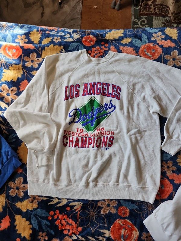 Vintage LA Dodgers 1988 Western Division Champions Pullover Sweatshirt Plus( 4) 1988  Championship Series Ticket Stubs