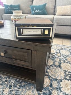 Realistic 8 track player
