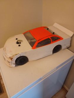 TRAXXAS STREET STOCK