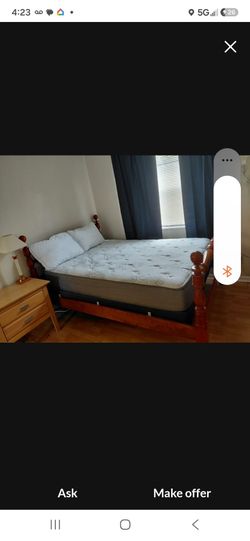 Full size  box spring /mattress npt include bed framed