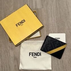 FENDI Wallet / BALENCIAGA Slides SZ 11
