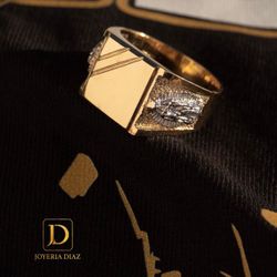 Customizable gold