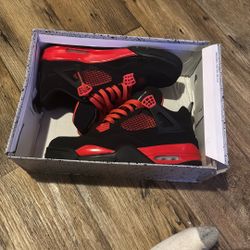 jordan four red thunder size 10 
