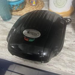 Sandwich maker / presser