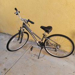 Raleigh 28 Inch Women Bike/TRADE