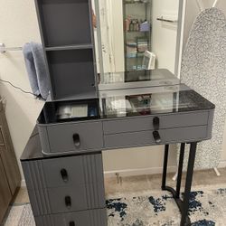 Makeup Vanity