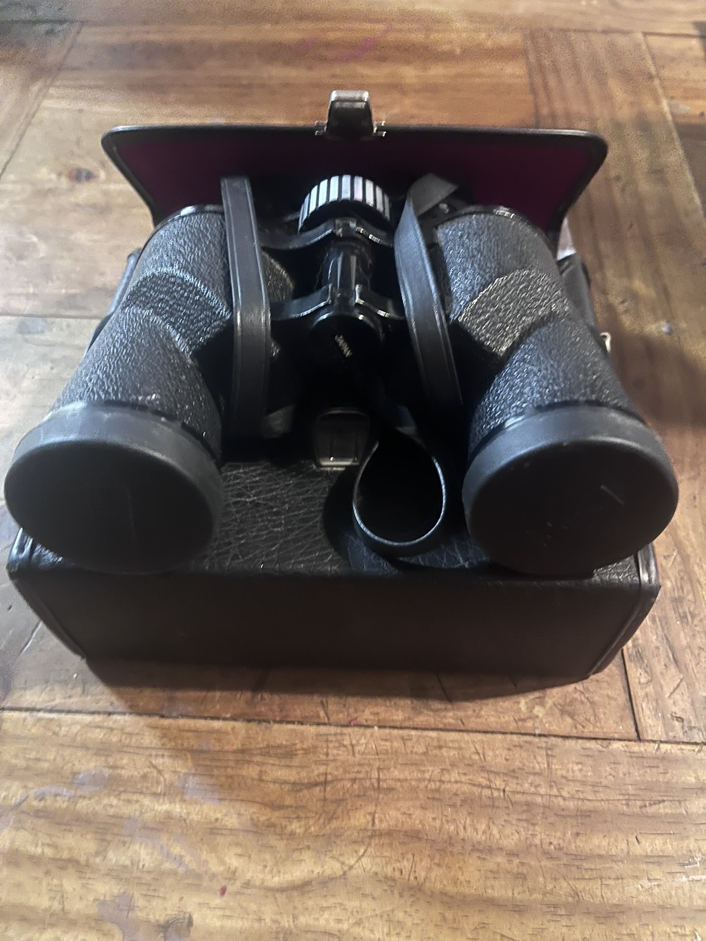Vintage Sears Binoculars #2549 Discoverer Zoom 8x 17x40MM