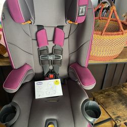 Chicco Toddler Harness Booster Car Seat for Sale in San Diego CA