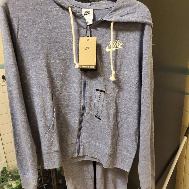 Brand New Nike Jogging Suit Boys clothing
