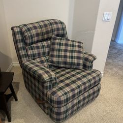 Comfy Recliner 