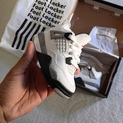 Jordan 4 White Cement 