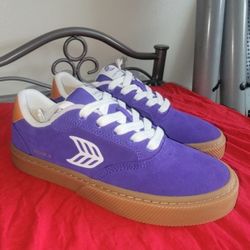 CARIUMA NAIOCA GUM Liberty PURPLE Suede 7.5 WOMEN  Shoes