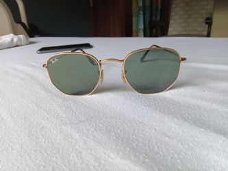 Ray-Ban Hexagonal Sunglasses Gold Green Lens