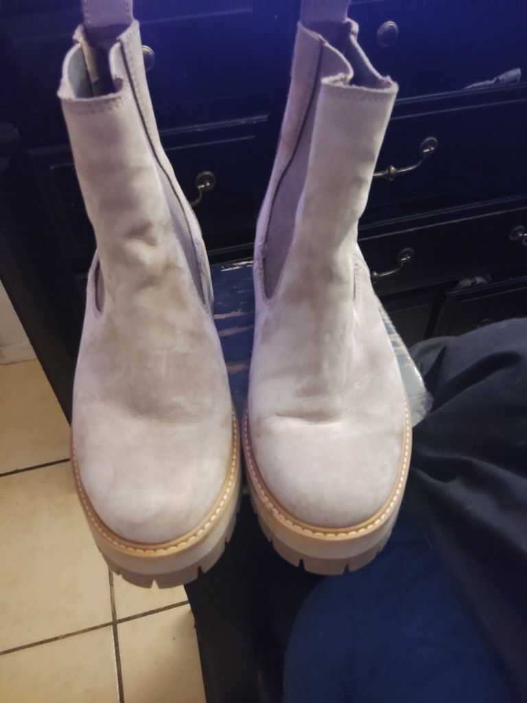 Timberland Boots Size 9.5