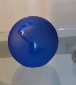 COVALT BLUE ART GLASS FROSTED WORLD GLOBE PAPERWEIGHT APROX 3"