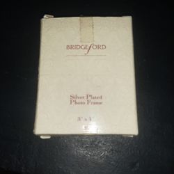 Bridge Ford Picture Frame 3x4