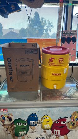 Igloo Cooler In Yellow