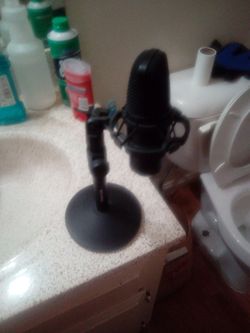 Microphone
