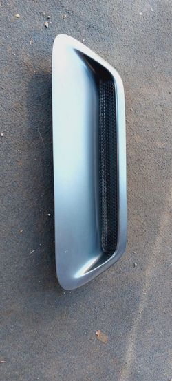 99-02 toyota 4runner hood vent