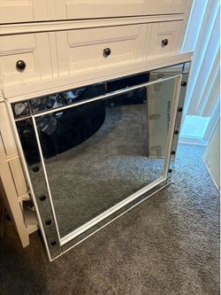 Beautiful vanity set