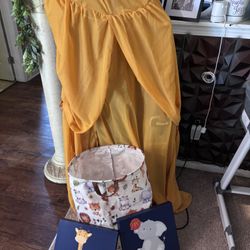 Canopy, Two Animal Pictures, And Hamper 