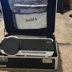 Projector With Motorized Screen