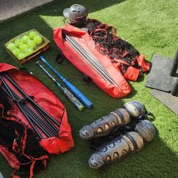 Baseball / Softball Adult & Kid Equipment