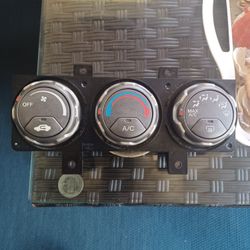 AC & Heater. Controller.