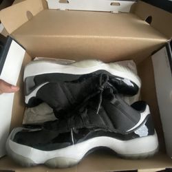 Jordan 11 Infrared Low