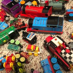 THOMAS AND FRIENDS TRAINS 