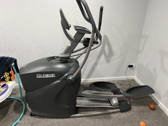 Octane fitness elliptical