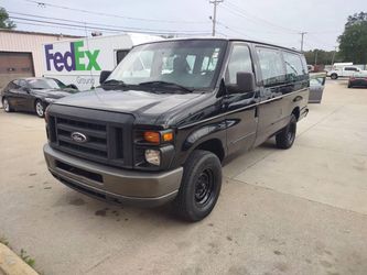 2014 Ford E-350 Super Duty