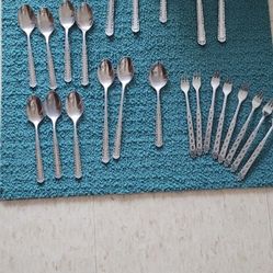 Vintage Stainless Steel Northland 23 Pc Cutlery Korea