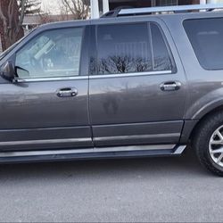 2017 Ford Expedition EL